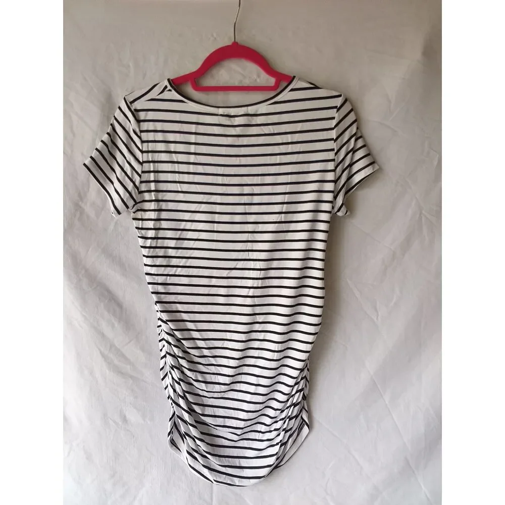 NWT NEW Smallshow M Maternity T-shirt